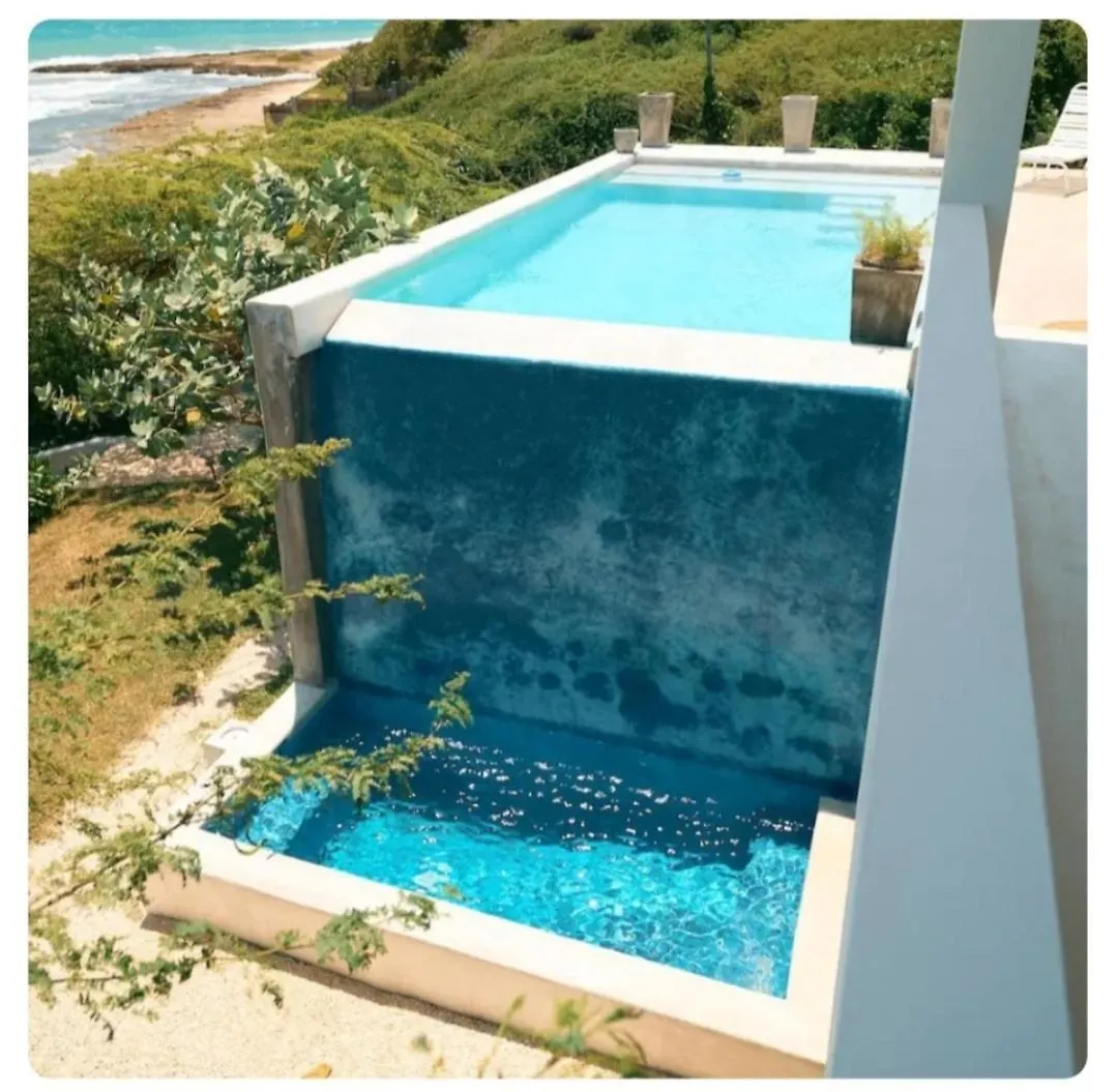 Ocean Front Sanguine Villa & Suite Treasure Beach
